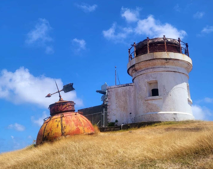 Vieux Fort Lighthouse at Moule-a-Chique